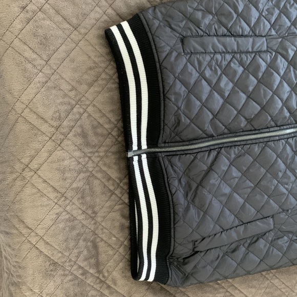 Puma Black Quilted Lifestyle Jacket size M - Picture 9 of 14